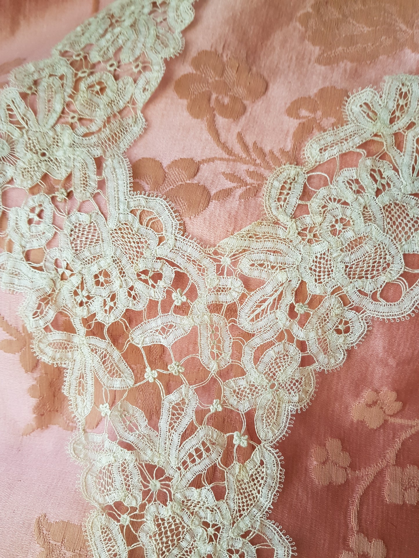 Antique Large Lace Collar Appliques,Edwardian,Creamy Off white Lace,Very Fine Lace,Wedding Gown, Heirloom Sewing,Collectible Lace