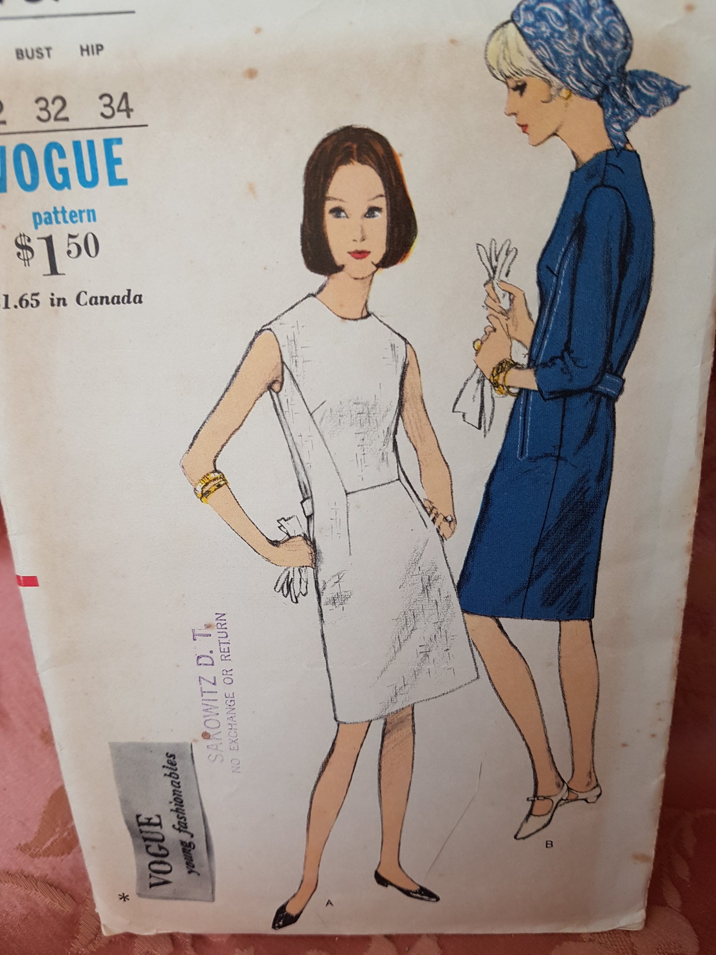 1960s MOD Sleek Dress Pattern VOGUE Young Fashionables 6757 Elegant Slim Dress, Bust 32 Vintage Sewing Pattern FACTORY FOLDED