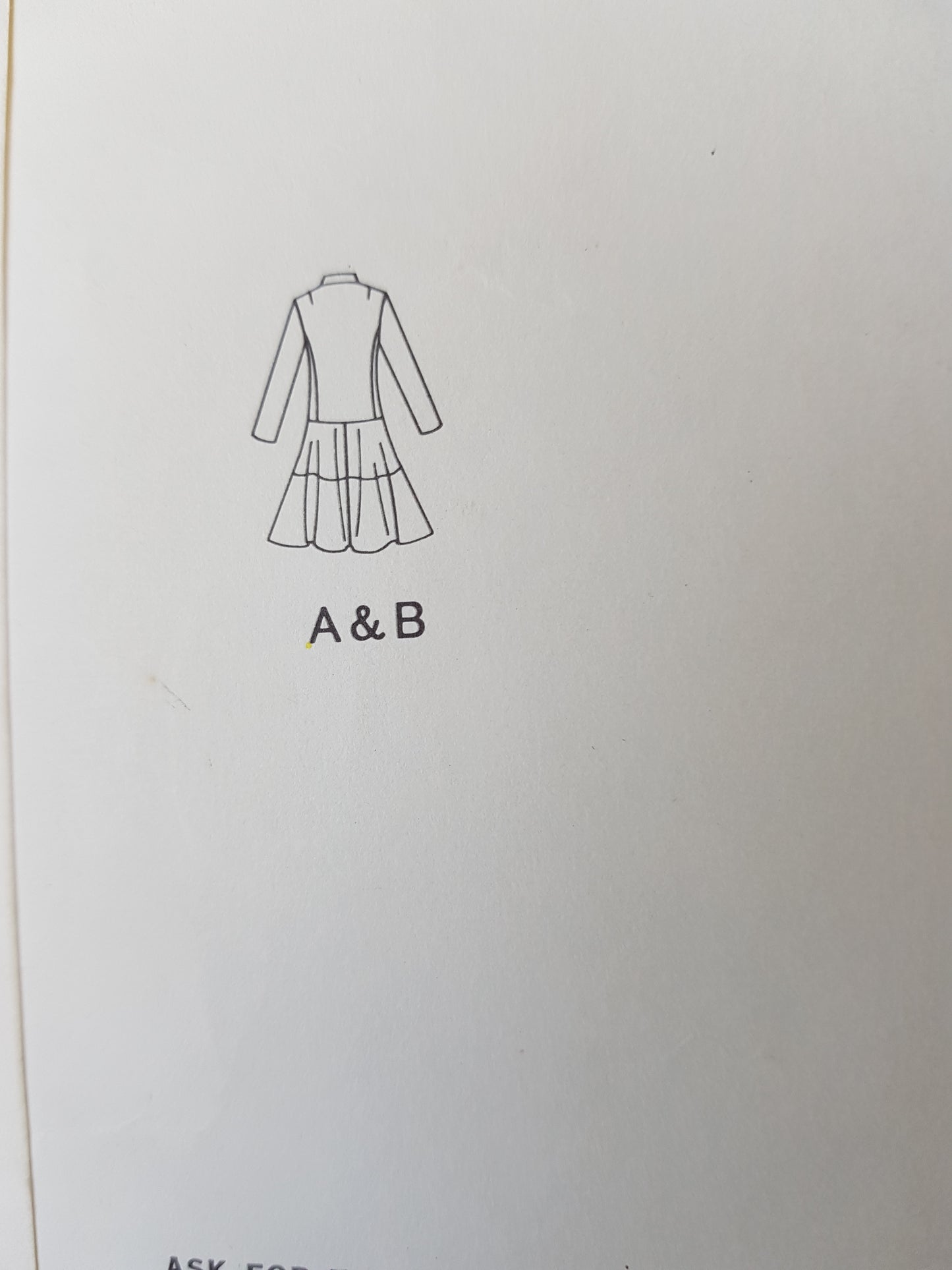 1970 PIERRE CARDIN Mod Coat Dress Pattern VOGUE PARIS Original 2289 Fabulous Front Button Coat Dress, Beautiful Design, Bust 31 Vintage Sewing Pattern