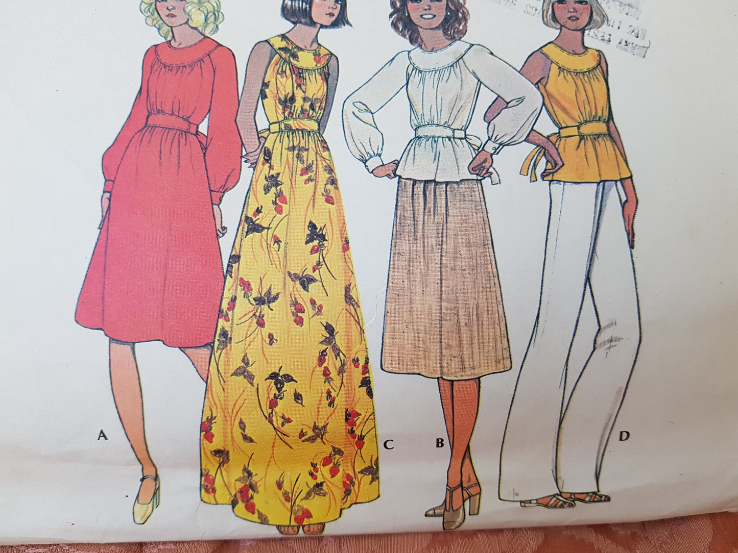 LOVELY 1970s Dress or Top Pattern McCALLS 4576 Flattering Design, Summer Sun Dress, Maxi Dress, Tunic Blouse , Bust 34 Vintage Sewing Pattern