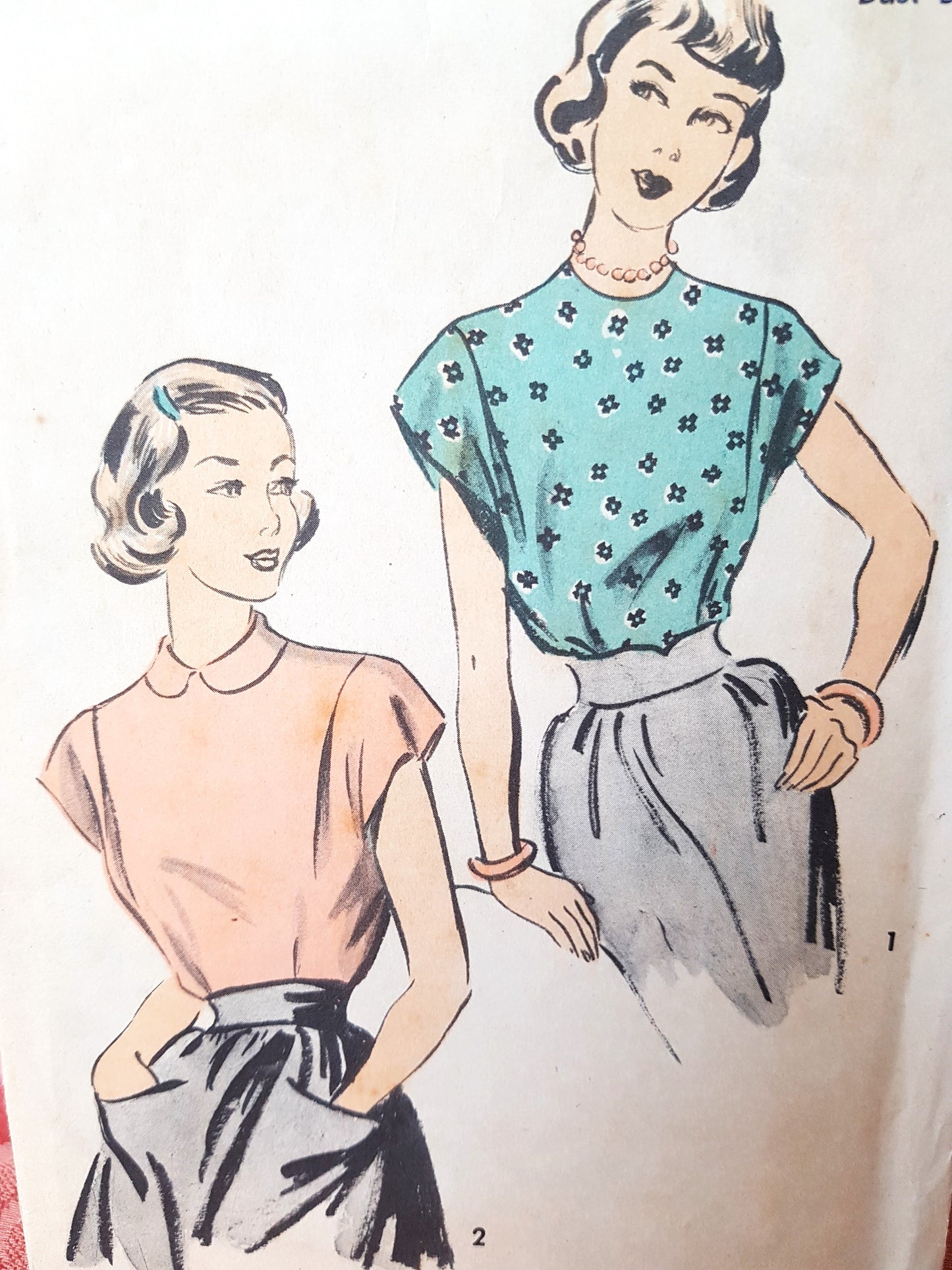 1940s PRETTY Blouse Pattern ADVANCE 5117 Two Versions Bust 32 Vintage Sewing Pattern