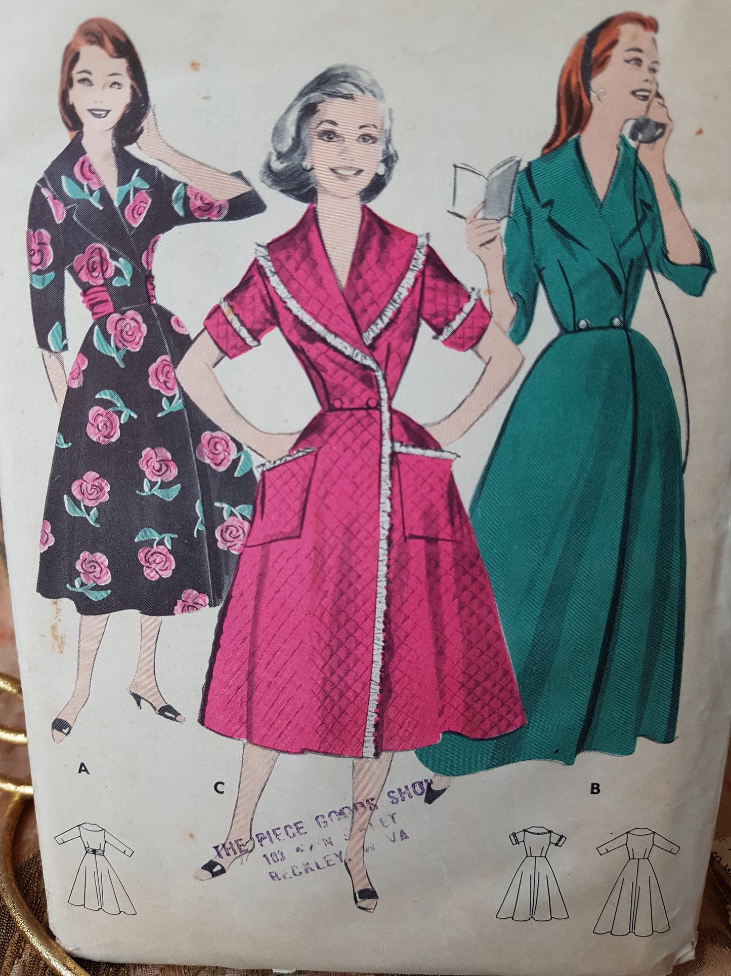 1950s STYLISH Robe and Brunch Coat Pattern BUTTERICK 8369 Three Beautiful Versions, Bust 34 Vintage Sewing Pattern FF