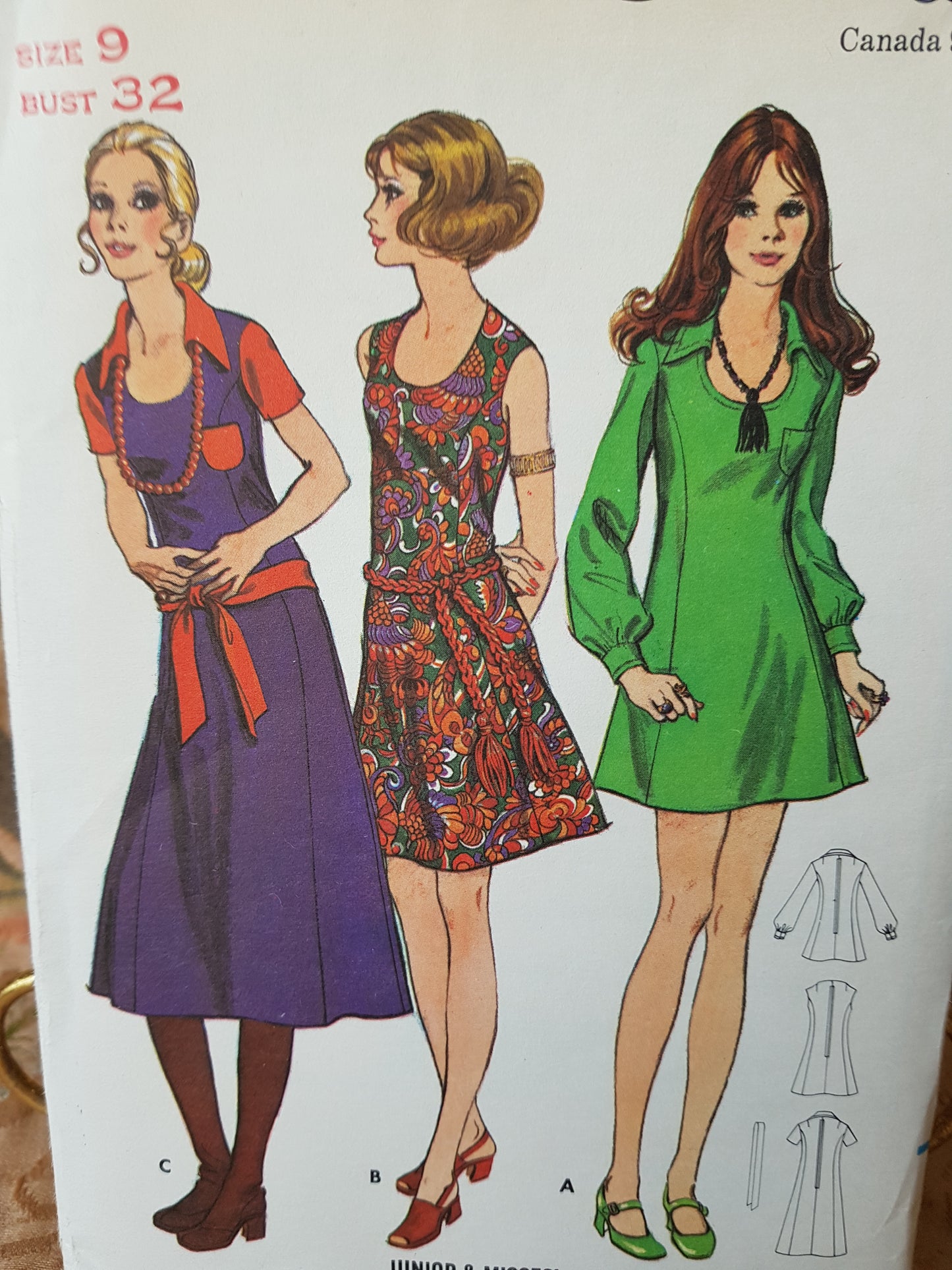 1970s RETRO Fit and Flare Dress Pattern BUTTERICK 5886 Three Lengths and Style Versions, Bust 32 Vintage Sewing Pattern FF