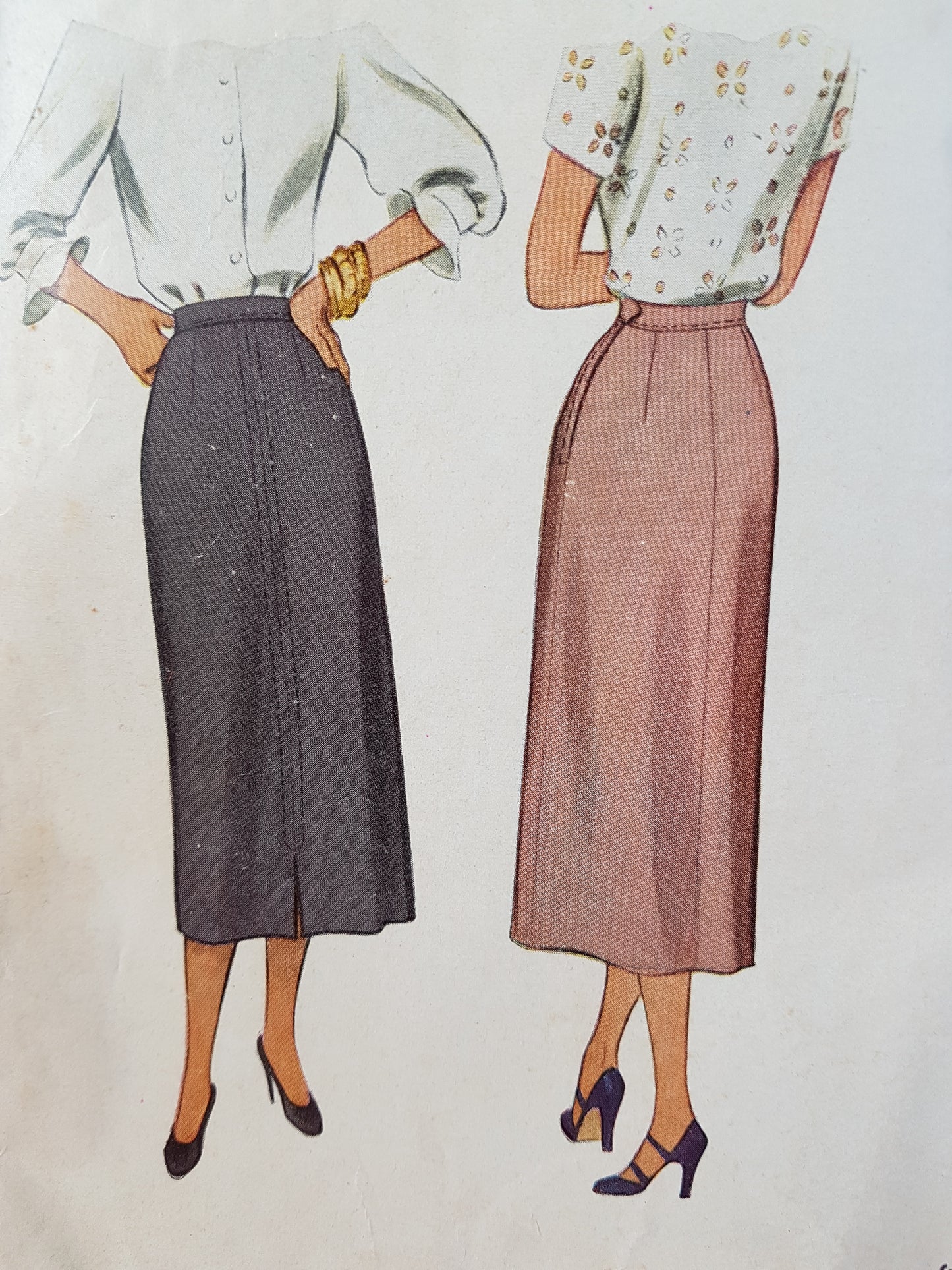 1940s SLEEK Slim Skirt Pattern McCALL 7243 Easy to Sew , Waist 28 Vintage Sewing Pattern