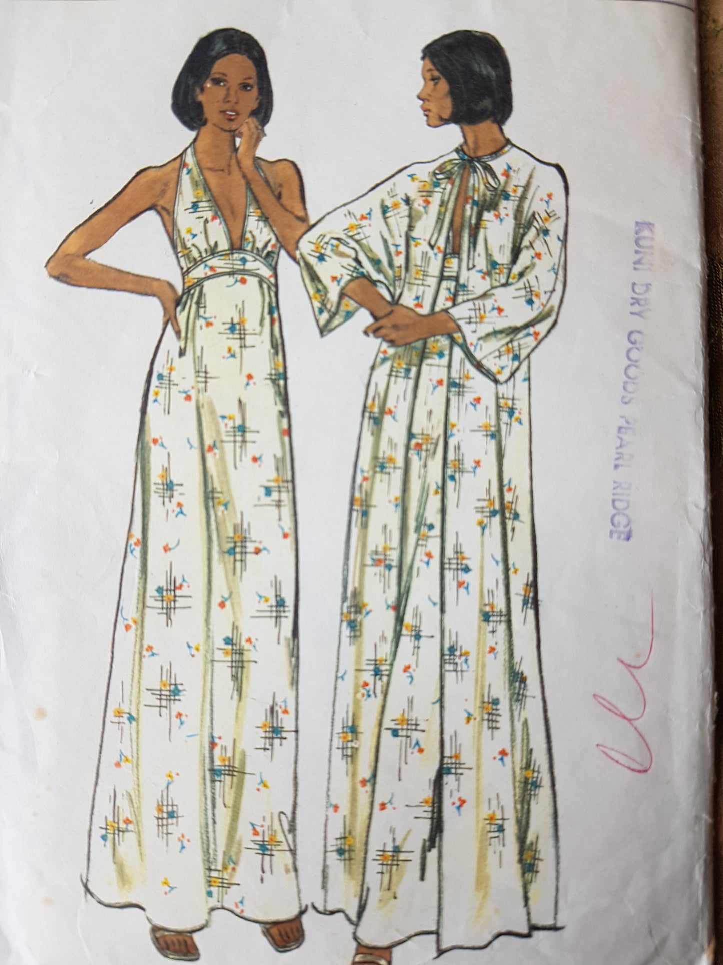 1970s FABULOUS Robe and Evening Length Gown Pattern VOGUE 8757 Lingerie or Evening Wear, Bust 32 Vintage Sewing Pattern