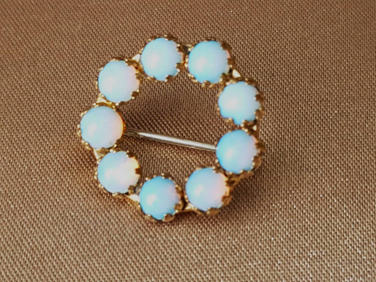 LOVELY Victorian Small Opaline Glass Brooch, Beautiful Fire Hues, Collectible Jewelry