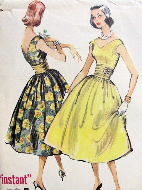 1950s BEAUTIFUL PARTY EVENING DRESS and CUMMERBUND PATTERN FLATTERING V NECKLINES McCALLS 4338