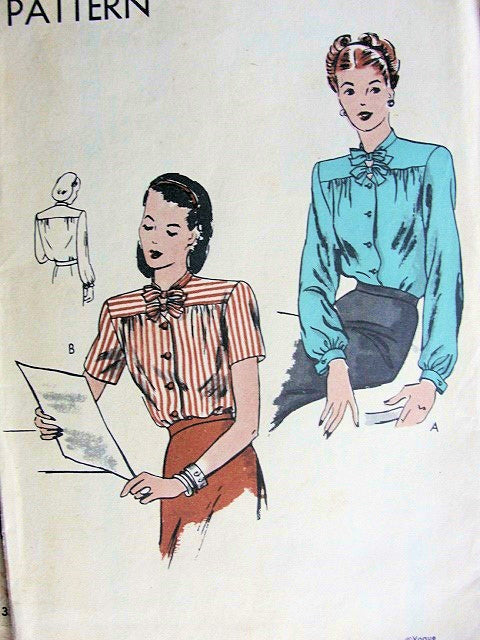 1940s LOVELY Kate Hepburn Style Blouse Pattern VOGUE 5418 Double Bows Neckline Bust 32 Vintage Sewing Pattern