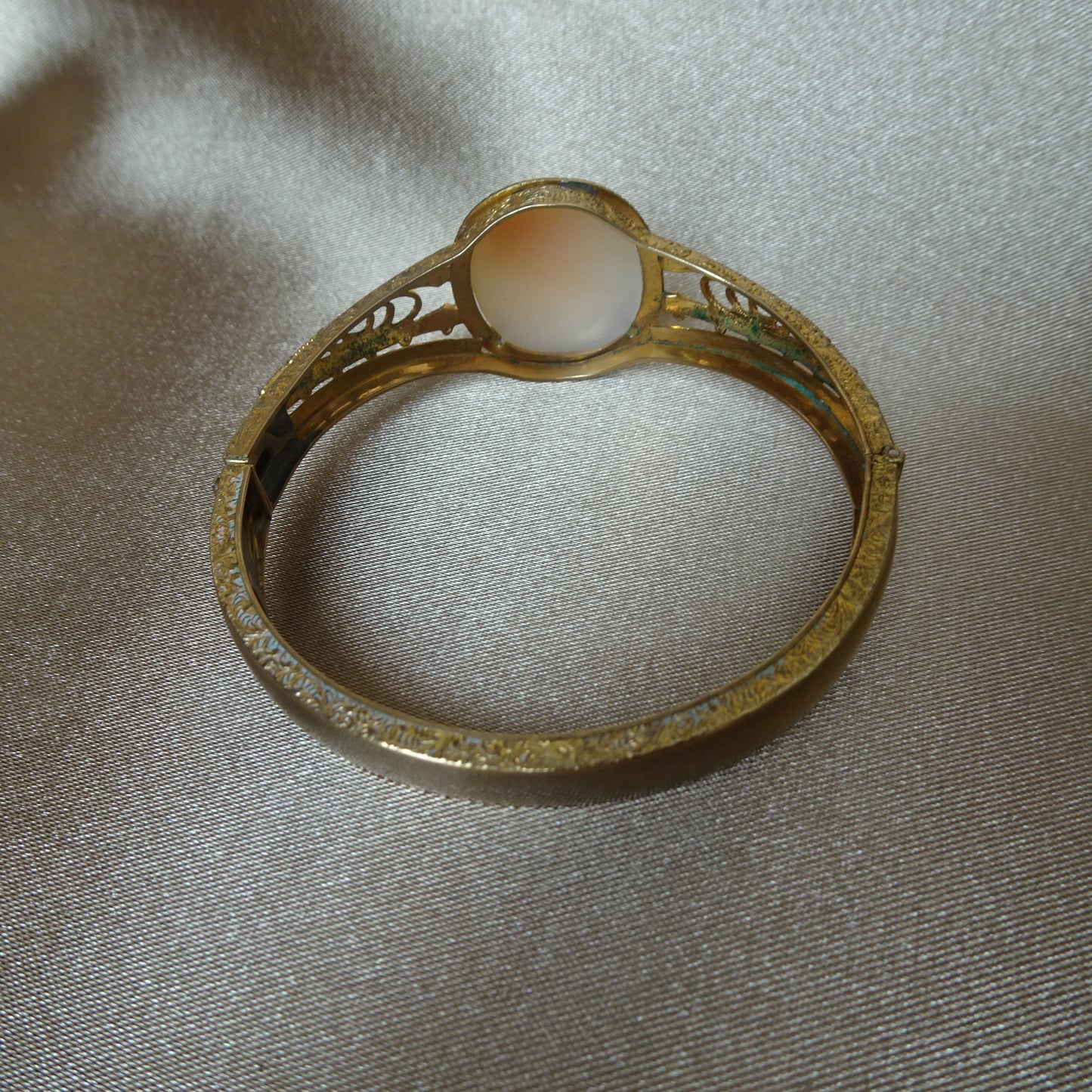 ANTIQUE Romantic Carved Cameo and Gold Filled Filigree Bracelet,Collectible Antique Bracelets