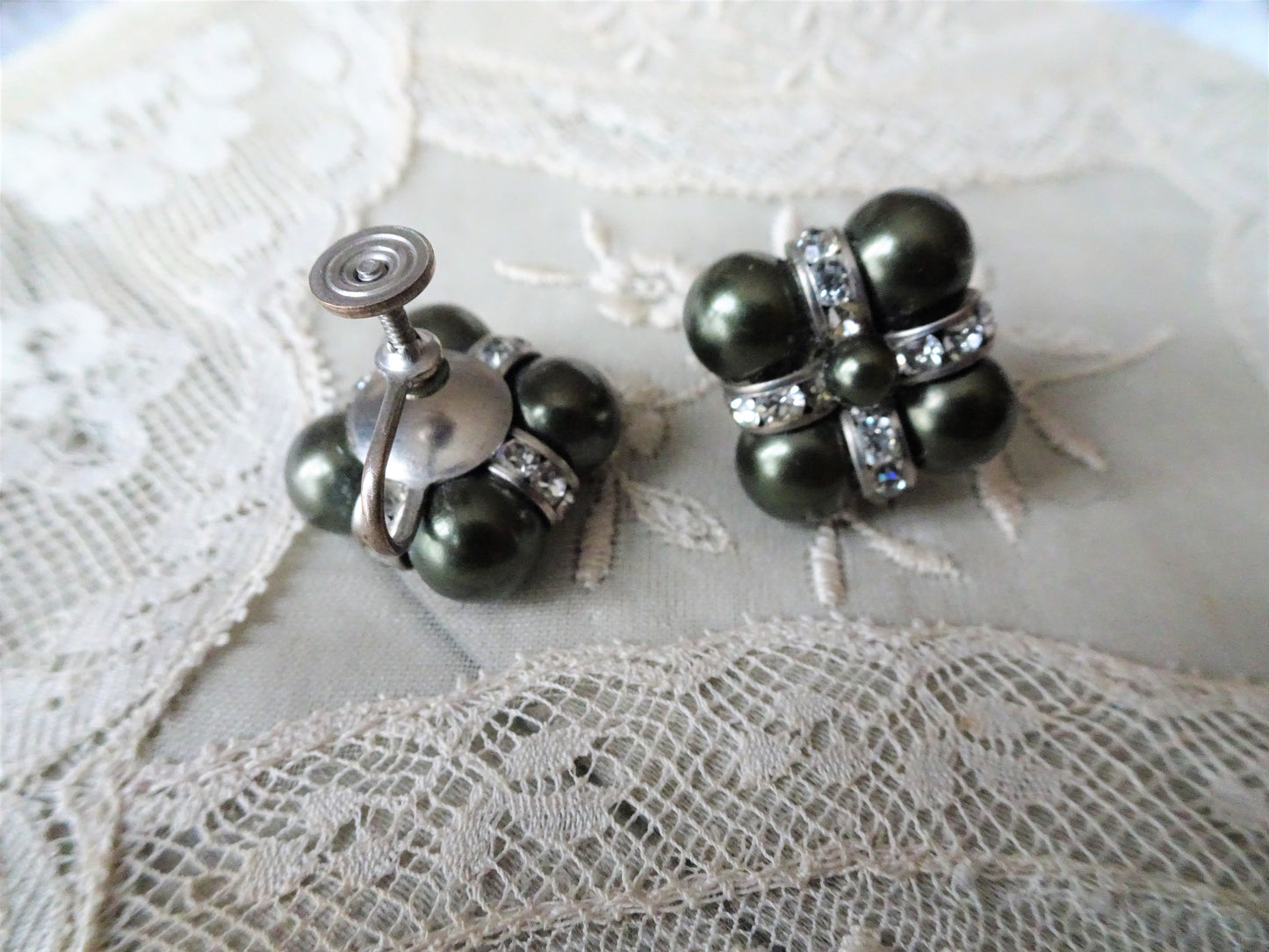 LOVELY Vintage Earrings, Mid Century Green Faux Pearls and Sparkling Glass Earrings, Screw Back Earrings, Collectible Vintage Jewelry