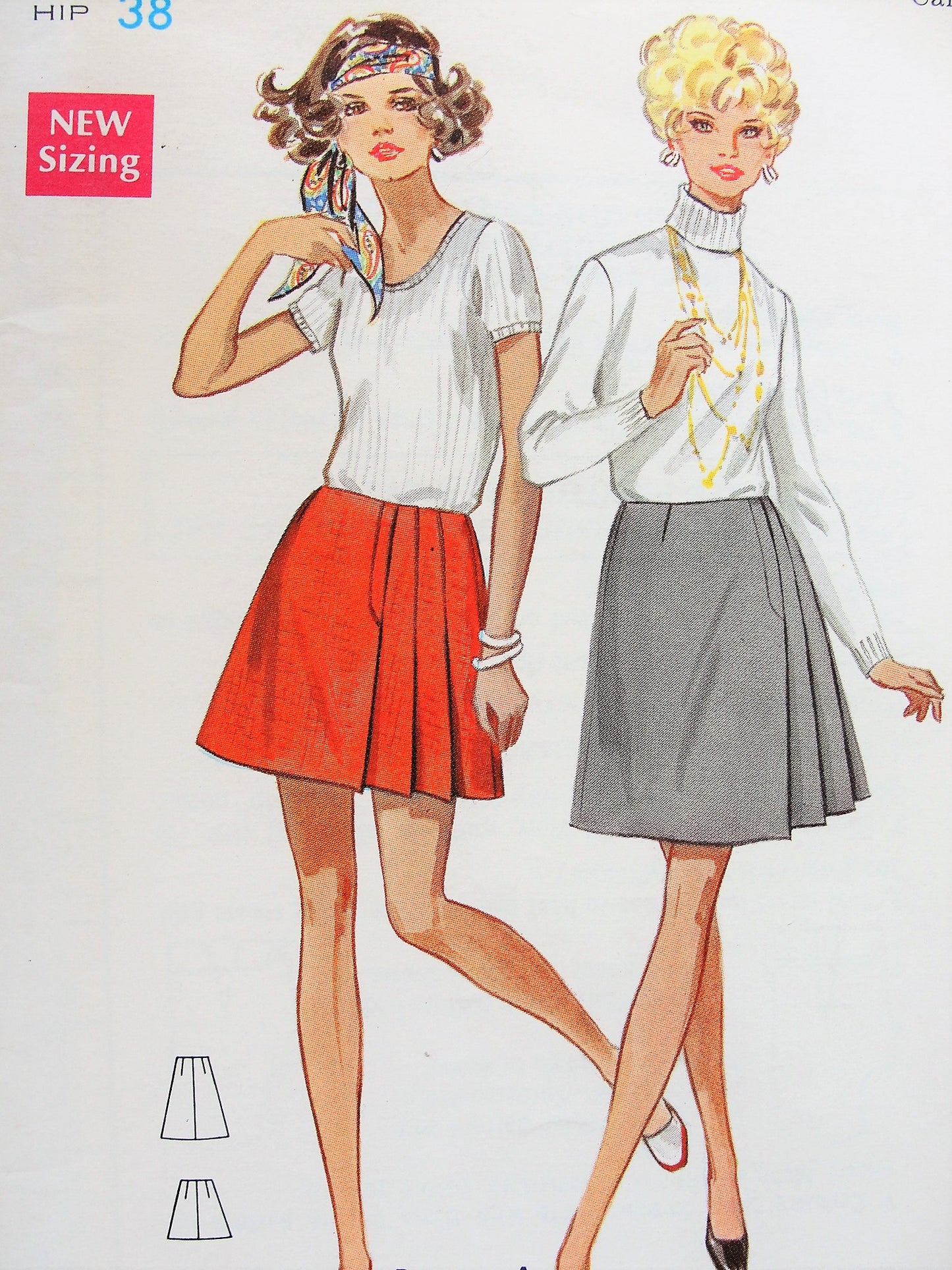 1960s MOD Skirt Pattern BUTTERICK 5371 Mini or Above Knee Lengths, Cute Side Pleated Waist 27 Vintage Sewing Pattern FACTORY FOLDED