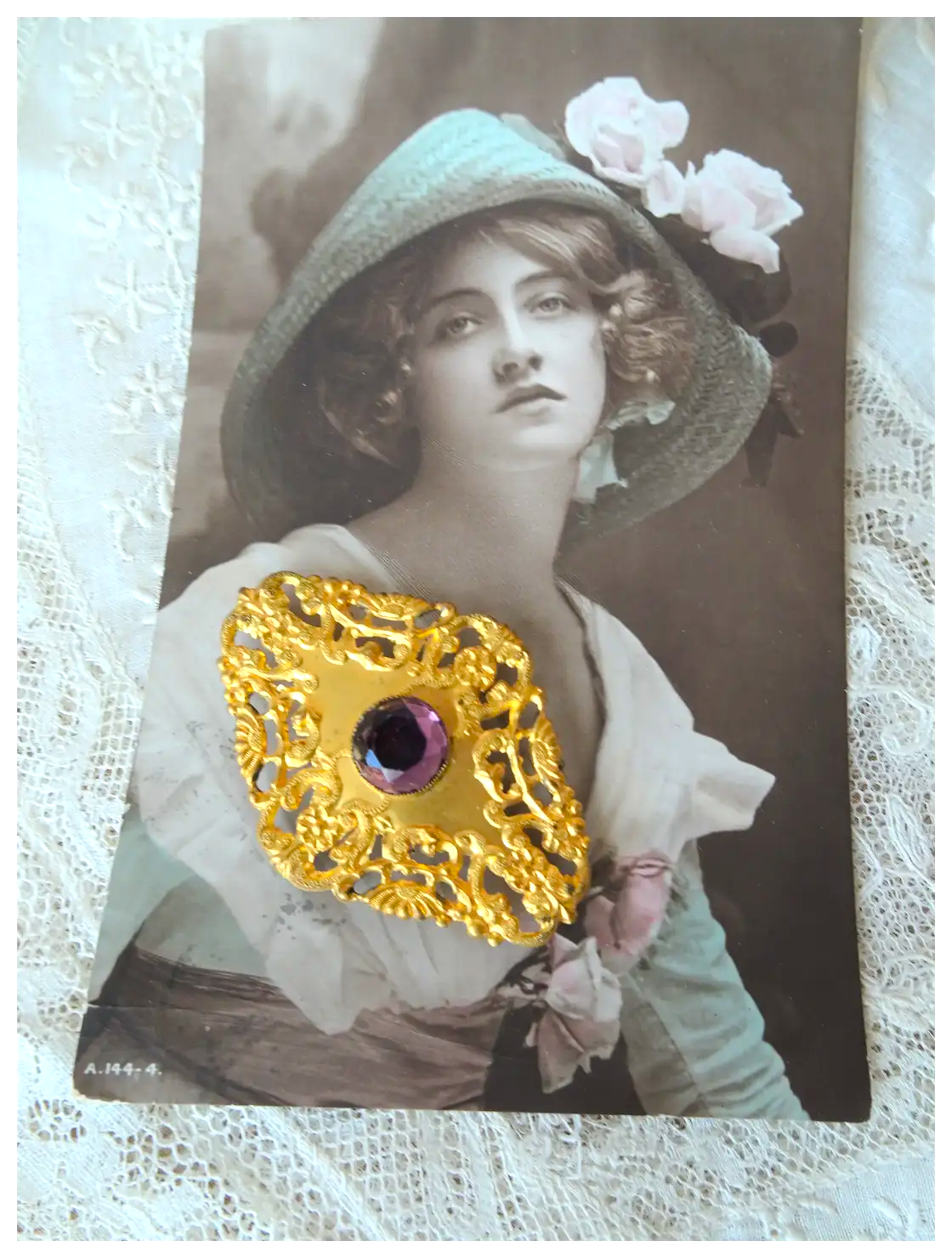 LOVELY Antique Buckle, Gilt Metal Filigree and Glass Amethyst Stone, Slide Belt Buckle, Heirloom Sewing, Collectible Vintage Dress Buckles