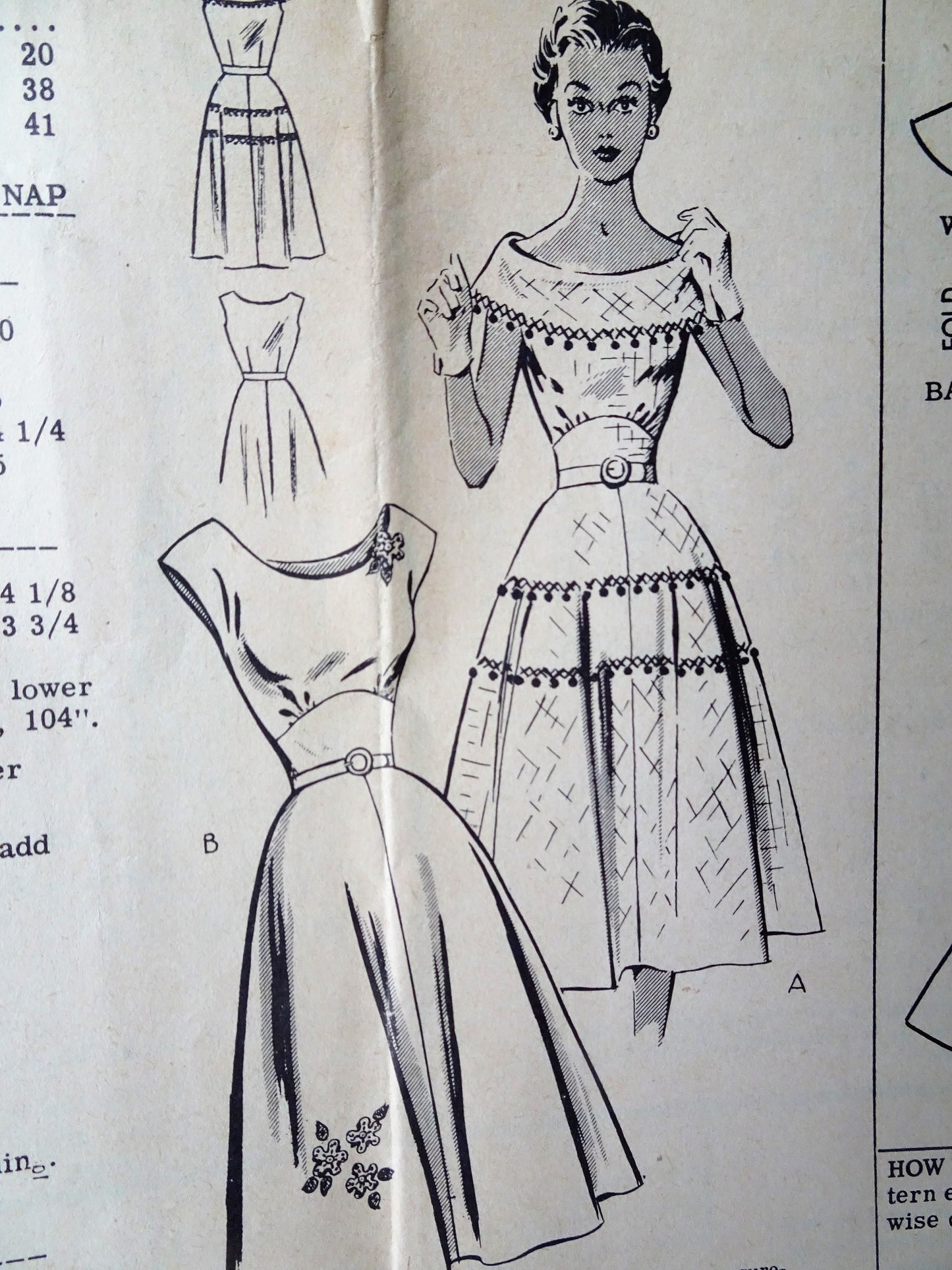 1950s LOVELY Flattering Dress Pattern Mail Order 257 Wide Face Framing Collar or Collarless Dress Bust 30 Vintage Sewing Pattern