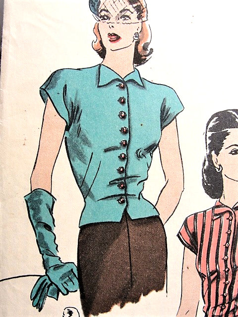 1940s FILM NOIR Style Blouse Pattern VOGUE 5269 Eye Catching Front Button Waistcoat Style Overblouse Easy To Make Bust 32 Vintage Sewing Pattern