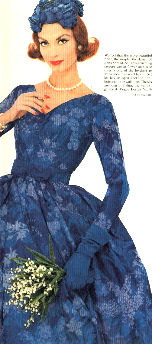 1950s GORGEOUS V Neckline Evening Cocktail Party Dress Pattern VOGUE 9452 Flattering Front Inverted Pleat Full Skirt, Bust 32 Vintage Sewing Pattern