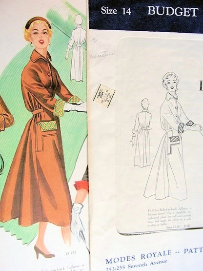 1950s MODES ROYALE DRESS PATTERN  BACK FULLNESS, UNIQUE POCKETS  LOVELY DESIGN