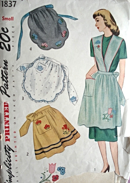 1940s Apron Pattern FULL and HALF APRONS With Transfers  Size Large UNCUT
