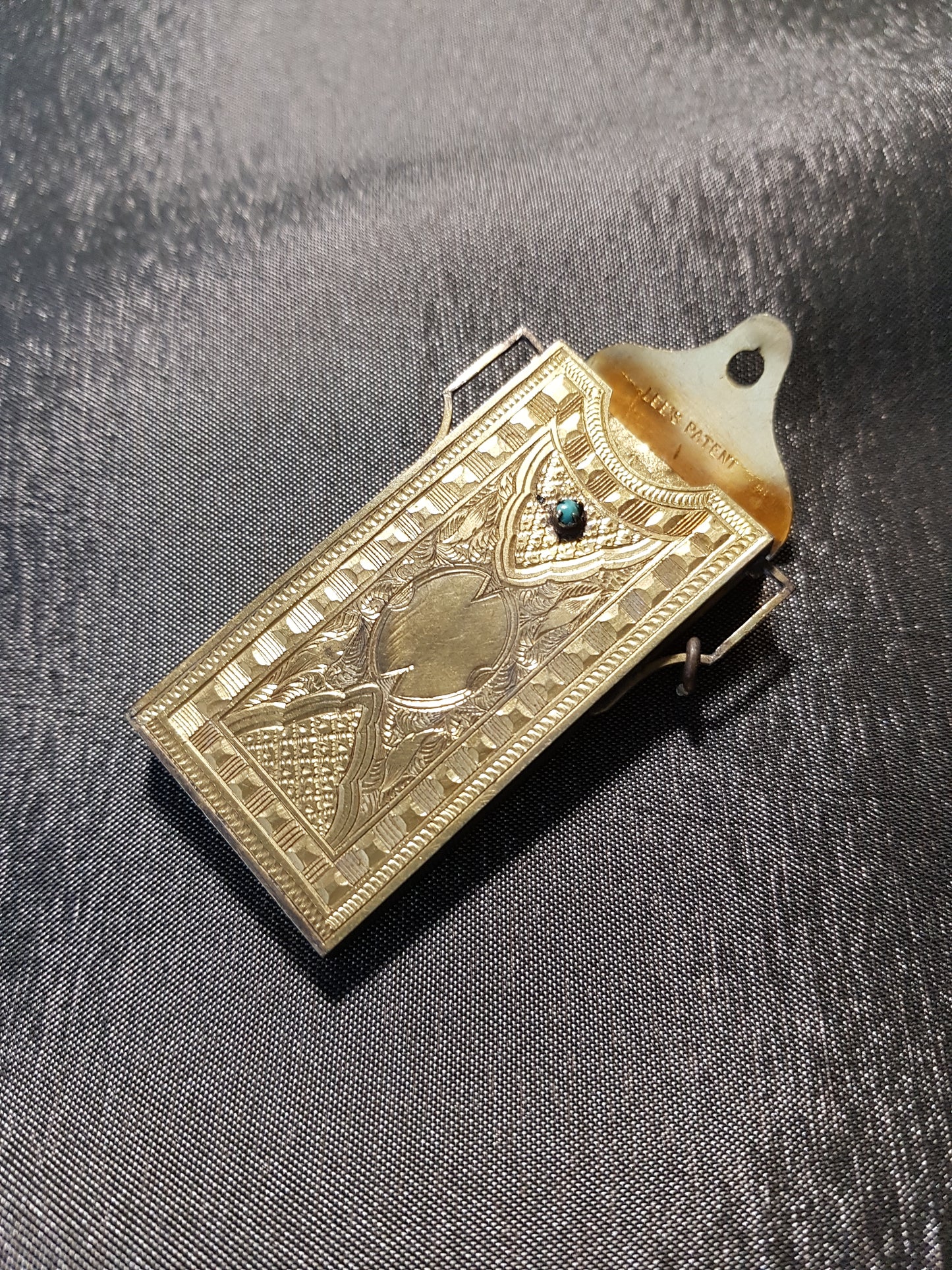 GORGEOUS Gilt Metal Antique Needle Case, Sewing Needle Casket, Hinged Lid, Lovely Engraving, Victorian Lee's Patent, Avery Style Needle Cases