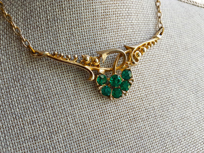 BEAUTIFUL 1950s CORO Emerald Green Glass Rhinestones Necklace, Unique Design, Gold Tone Metal Necklace, Mid Century Jewelry