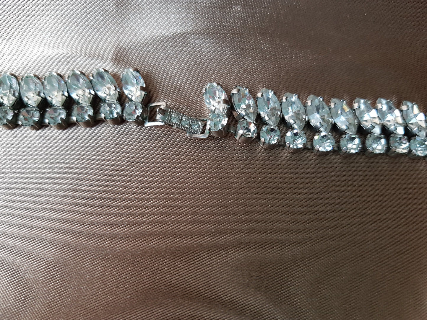 GORGEOUS Collarette Necklace,Brilliant Austrian Crystal Glass Necklace, Top Quality, Gala Evening, Bridal Jewelry, Mid Century Vintage Jewelry
