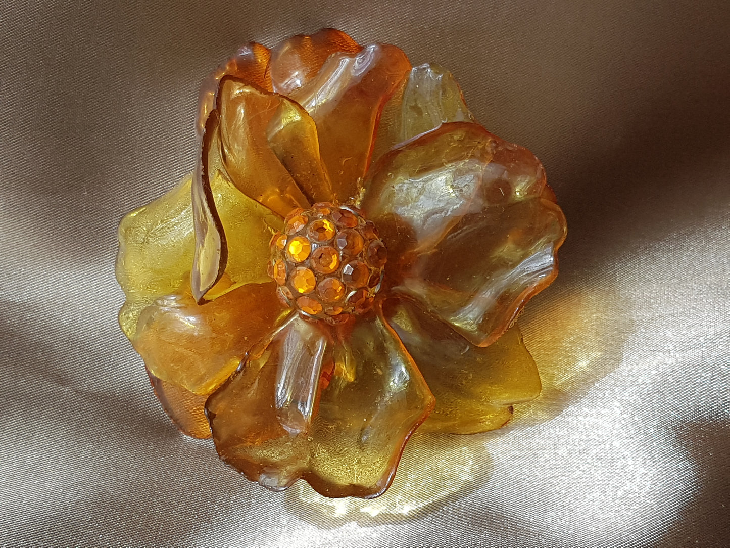 BEAUTIFUL Vintage Cellulose Acetate Flower Brooch, Book Piece, Stunning Statement Brooch, Rhinestone Center, Flower Pin, Collectible Jewelry