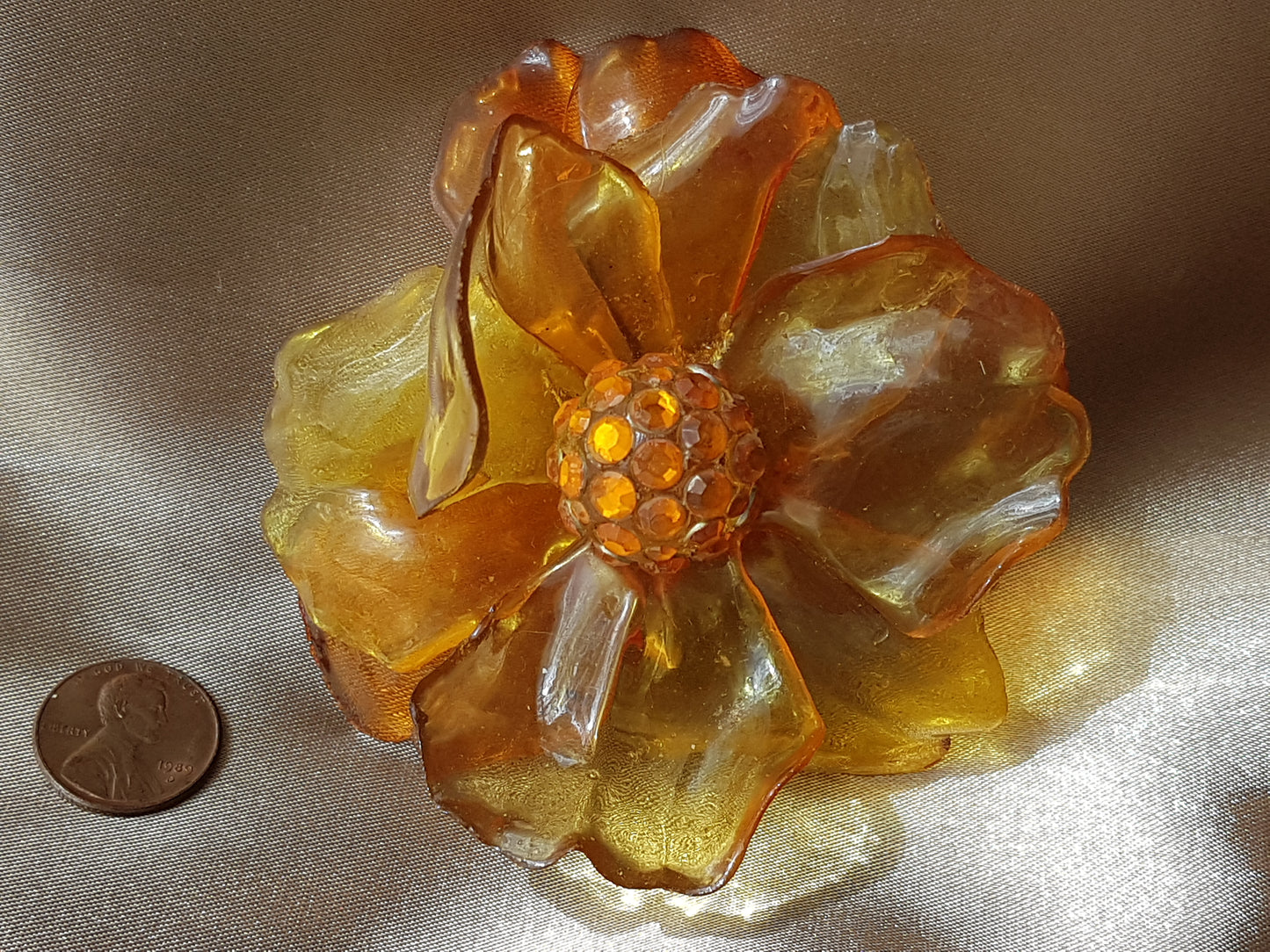 BEAUTIFUL Vintage Cellulose Acetate Flower Brooch, Book Piece, Stunning Statement Brooch, Rhinestone Center, Flower Pin, Collectible Jewelry