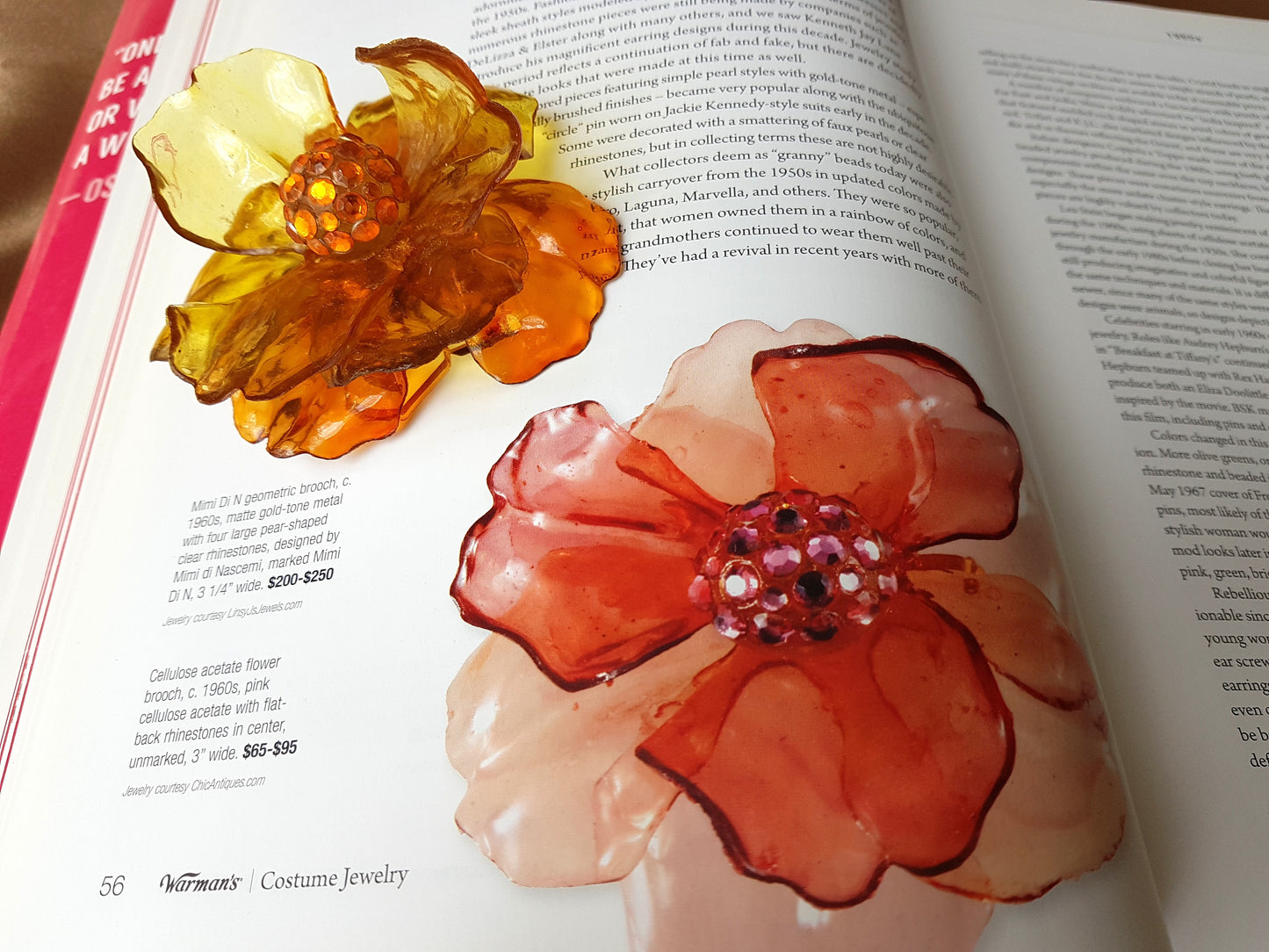 BEAUTIFUL Vintage Cellulose Acetate Flower Brooch, Book Piece, Stunning Statement Brooch, Rhinestone Center, Flower Pin, Collectible Jewelry