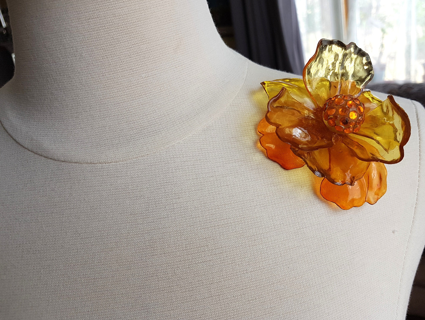 BEAUTIFUL Vintage Cellulose Acetate Flower Brooch, Book Piece, Stunning Statement Brooch, Rhinestone Center, Flower Pin, Collectible Jewelry