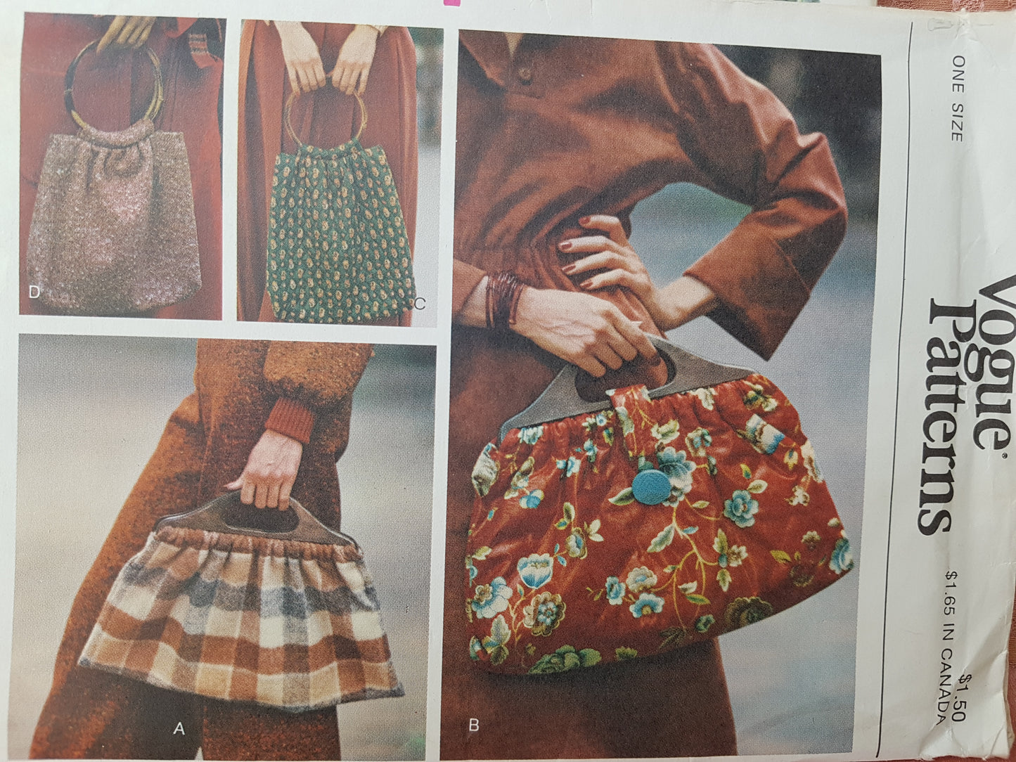 1970s RETRO Handbags Pattern VOGUE 8833 Two Sizes and Shapes Purses Bags Vintage Sewing Pattern