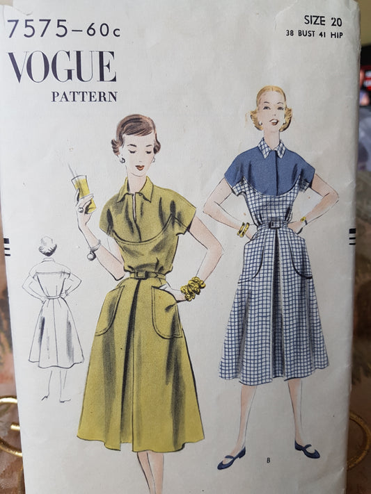 Early 50s FAB Large Pockets Dress Pattern VOGUE 7575 Front Inverted Pleat Dress, Bust 38 Vintage Sewing Pattern