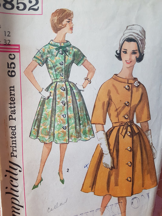 Early 1960s BEAUTIFUL Dress Pattern SIMPLICITY 3852 Front Button Dress, Lovely Stand Up Neckline Bust 32 Vintage Sewing Pattern