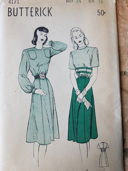 1940s LOVELY Dress Pattern BUTTERICK 4171 Two Eye Catching Style Versions, Bust 34 Vintage Sewing Pattern FACTORY FOLDED