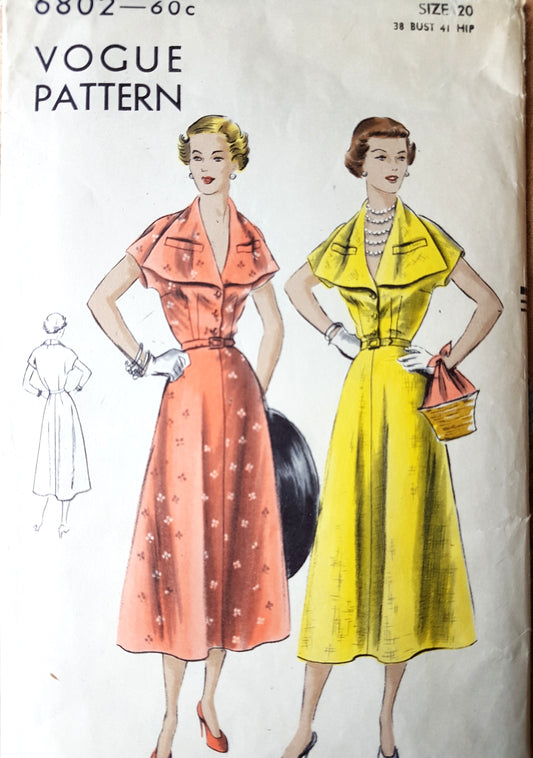 1950s Dress Pattern UNIQUE Design VOGUE 6802 Lovely Large Collar, Bust 38 Vintage Sewing Pattern FF