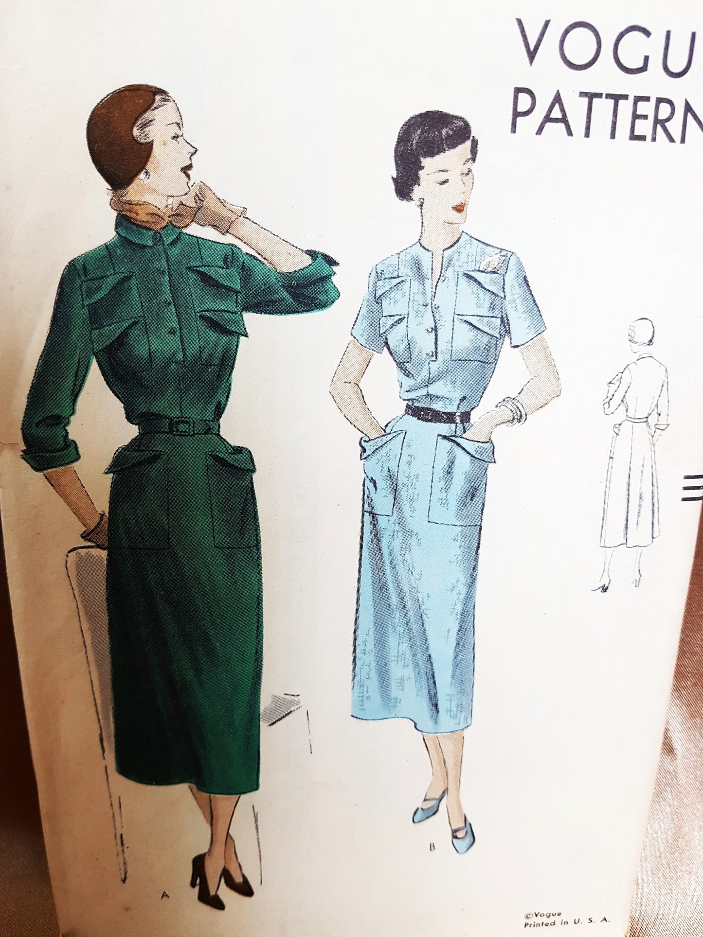 CHIC Late 1940s Dress Pattern VOGUE 6902 Smart Style Details, Bust 32 Vintage Sewing Pattern
