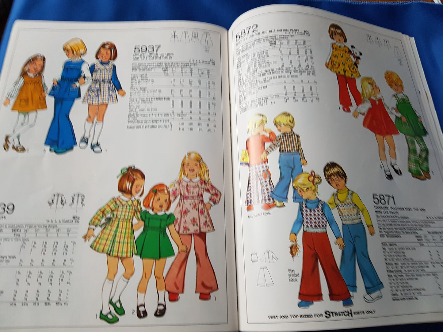 FABULOUS 1970s Vintage SIMPLICITY Patterns Home Catalog Book - Fall and Winter 1973 Fashions -Wonderful Catalog of Retro Fashions