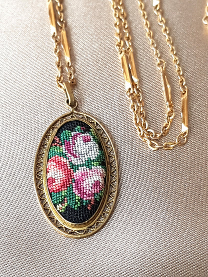 ROMANTIC Vintage 1920s-30s Petite Point Pendant Necklace, Pink Roses, Filigree Setting, Collectible Vintage Jewelry