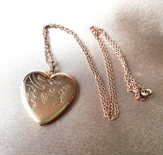 BEAUTIFUL Edwardian Heart Shape Locket, 10 KT Gold, Lovely Engraving ,Monogram RD,Collectible Antique Jewelry