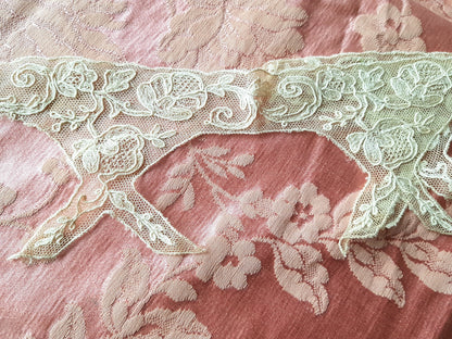 GORGEOUS Antique Mixed Lace Trim, Lovely Intricate Floral Pattern For Bridal,Flapper Dress,Heirloom Sewing,Collectible Antique Textiles