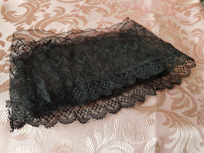 Antique French Netted Lace Wide Trim,Delicate Intricate Pattern, Ideal For Fine Projects,Dolls,Vintage Clothing,Millinery,Heirloom Sewing