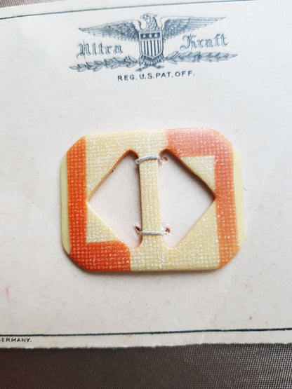 FABULOUS Art Deco 2 Tone Bakelite Vintage 30s Dress Belt Buckle, Original Display Card, 30s Dress Sewing Notions, Art Deco Collectible Sewing Notion