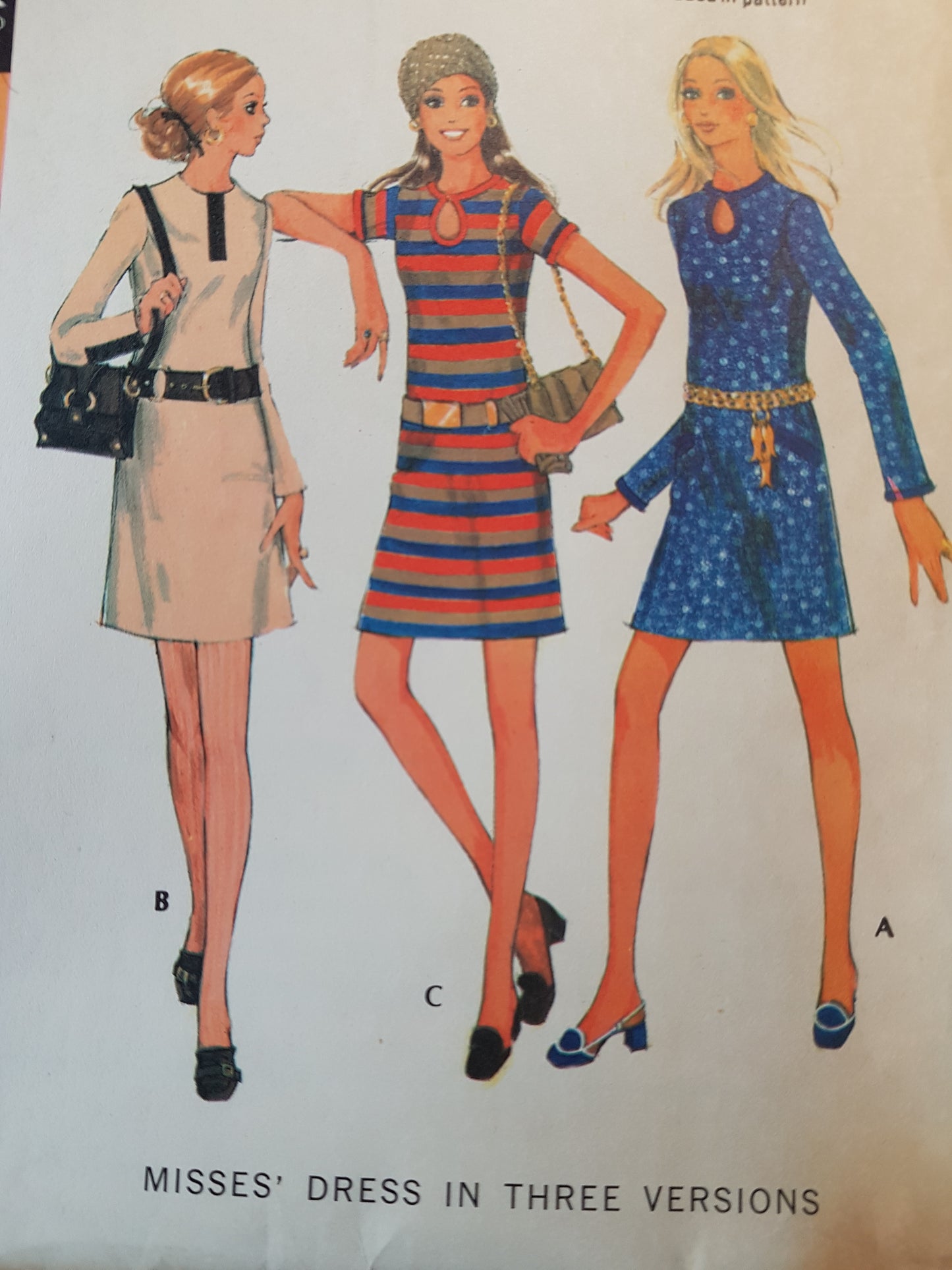 Late 1960s CUTE Dress in Three Versions Pattern McCALL's 2191 A-line Dress Choice of Necklines Including Keyhole Version, Bust 32 Vintage Sewing Pattern FF