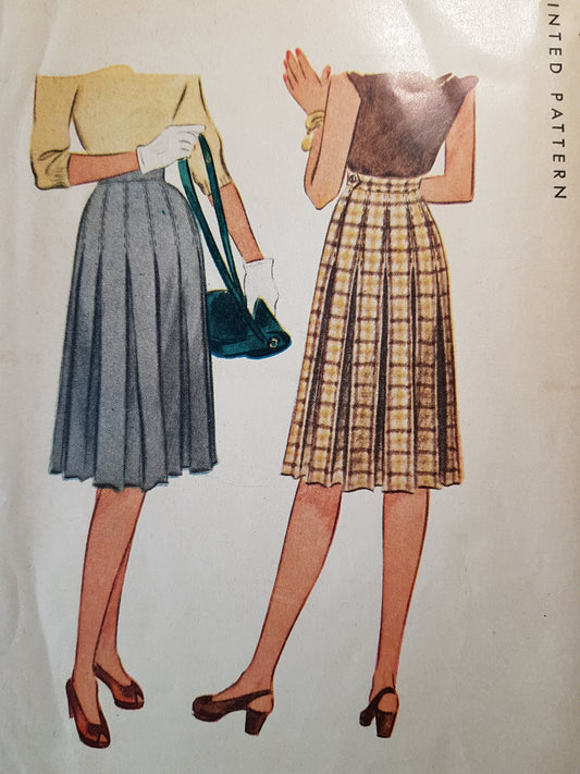1940s CLASSIC Pleated Skirt Pattern McCALL 6476 Waist 30 Vintage Sewing Pattern