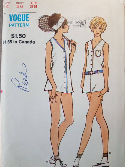 1970s CUTE Tennis Dress and Briefs Pattern Vogue 8029 Short Mini Dress, Front Button, V-Neckline Bust 36 Vintage Sewing Pattern FF