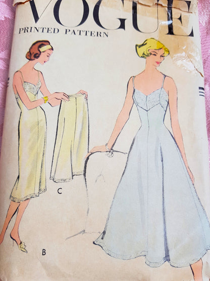 1950s FABULOUS Lingerie Pattern VOGUE 9358 Slips, Petticoat and Tap Pantie, Bust 32 Vintage Sewing Pattern