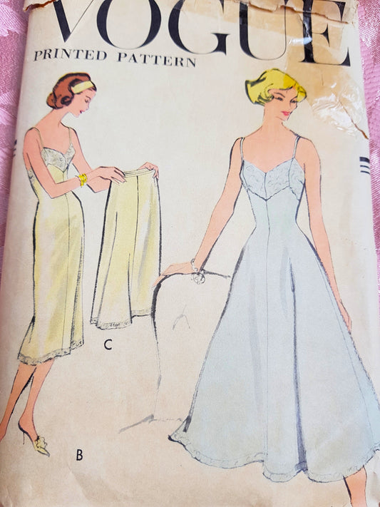 1950s FABULOUS Lingerie Pattern VOGUE 9358 Slips, Petticoat and Tap Pantie, Bust 32 Vintage Sewing Pattern