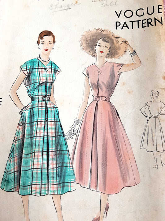 1950s CLASSY Dress Pattern VOGUE 7066 Lovely Neckline, Bust 36 Vintage Sewing Pattern