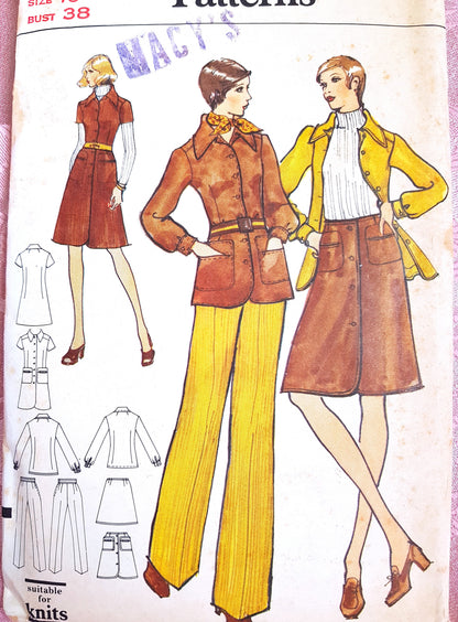 1970s FABULOUS  Jacket, Jumper, Skirt and Pants Pattern VOGUE 8405 Bust 38 Vintage Sewing Pattern FF