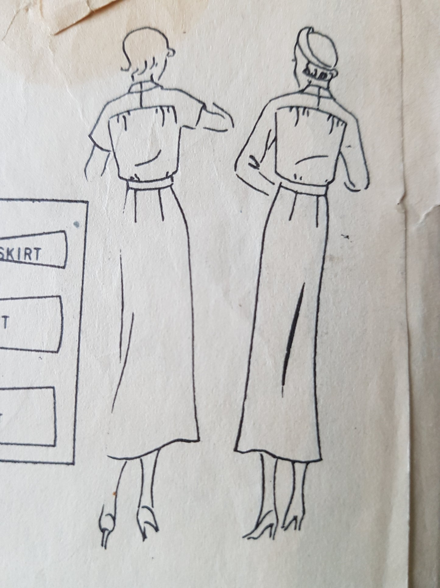 1930s CHIC Dress Pattern HOLLYWOOD 979 Featuring Claudette Colbert, Beautiful Dress Design, Bust 34 Vintage Sewing Pattern FF