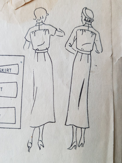 1930s CHIC Dress Pattern HOLLYWOOD 979 Featuring Claudette Colbert, Beautiful Dress Design, Bust 34 Vintage Sewing Pattern FF