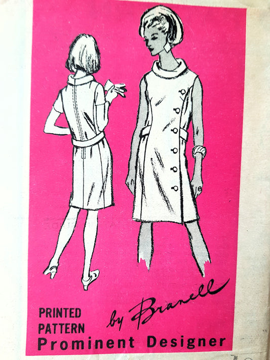 1960s SLEEK Mod Dress Pattern PROMINENT Designer M123 Bust 32 Vintage Sewing Pattern FF